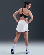 Nike Indy с легкой поддержкой Женский спортивный бюстгальтер с вставками и регулируемыми бретелями - NIKE