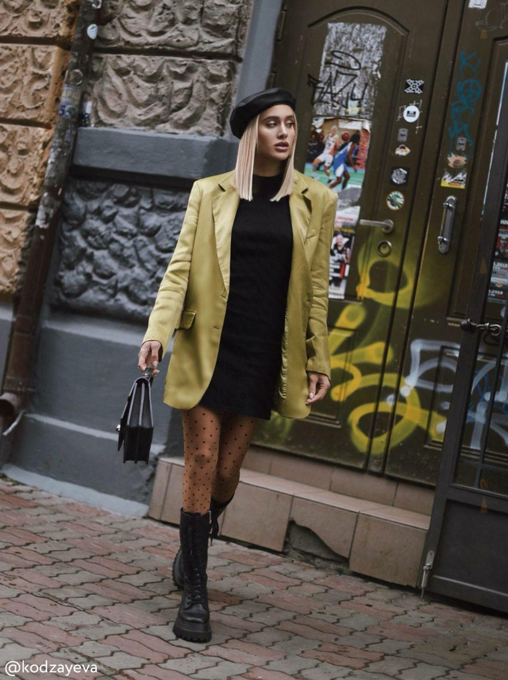 CONTE POIS Колготки женские с рисунком "точки"