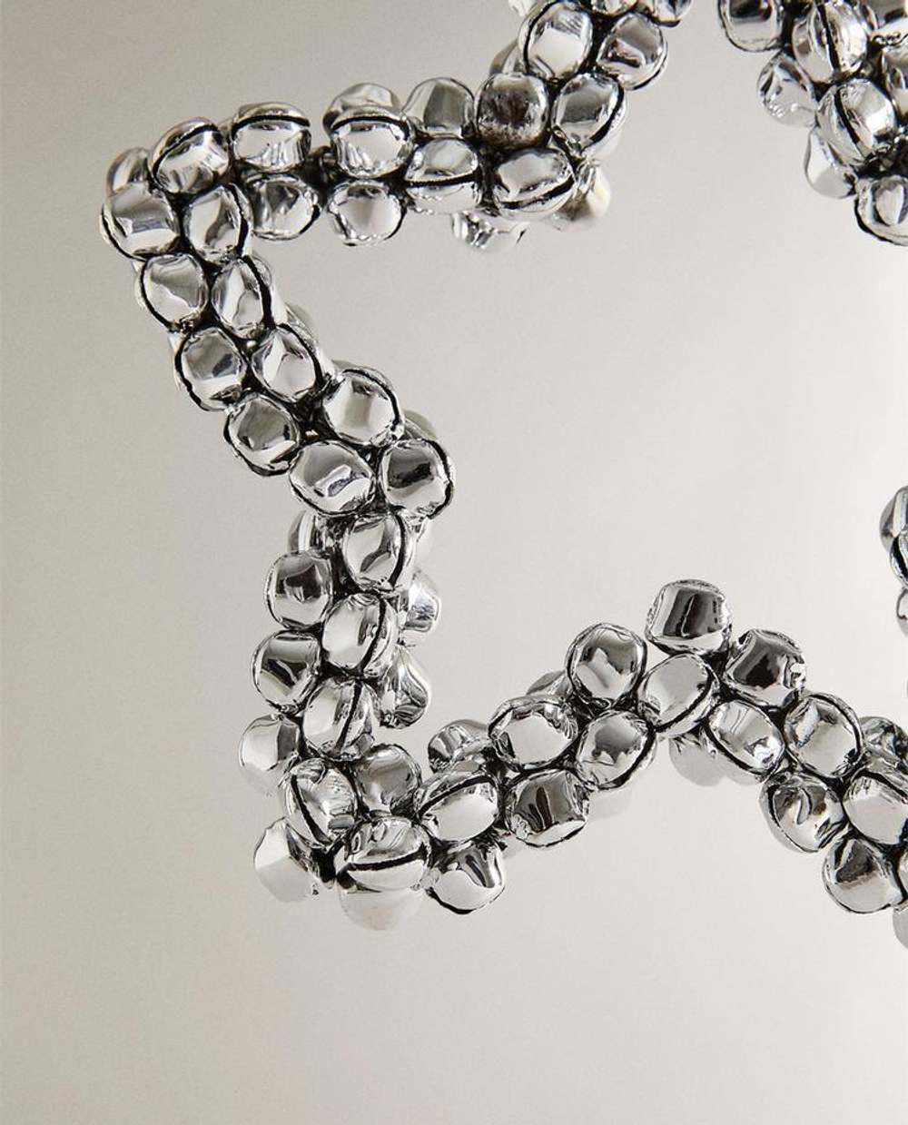 ZARA HOME ЕЛОЧНОЕ УКРАШЕНИЕ «ЗВЕЗДА С КОЛОКОЛЬЧИКАМИ», СЕРЕБРЯНЫЙ