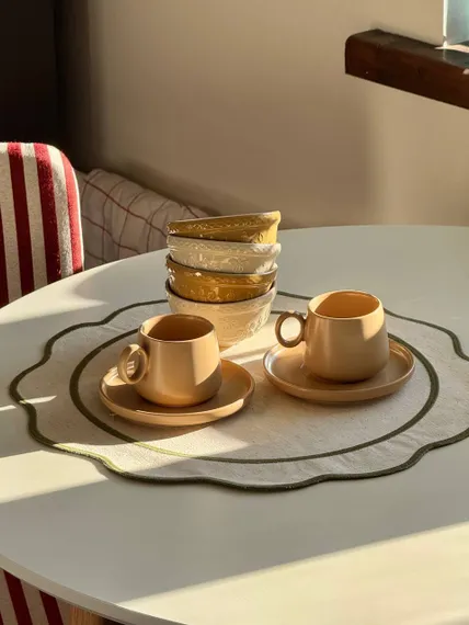 Набор из двух чайных пар бежевого цвета из коллекции essential, 250 мл