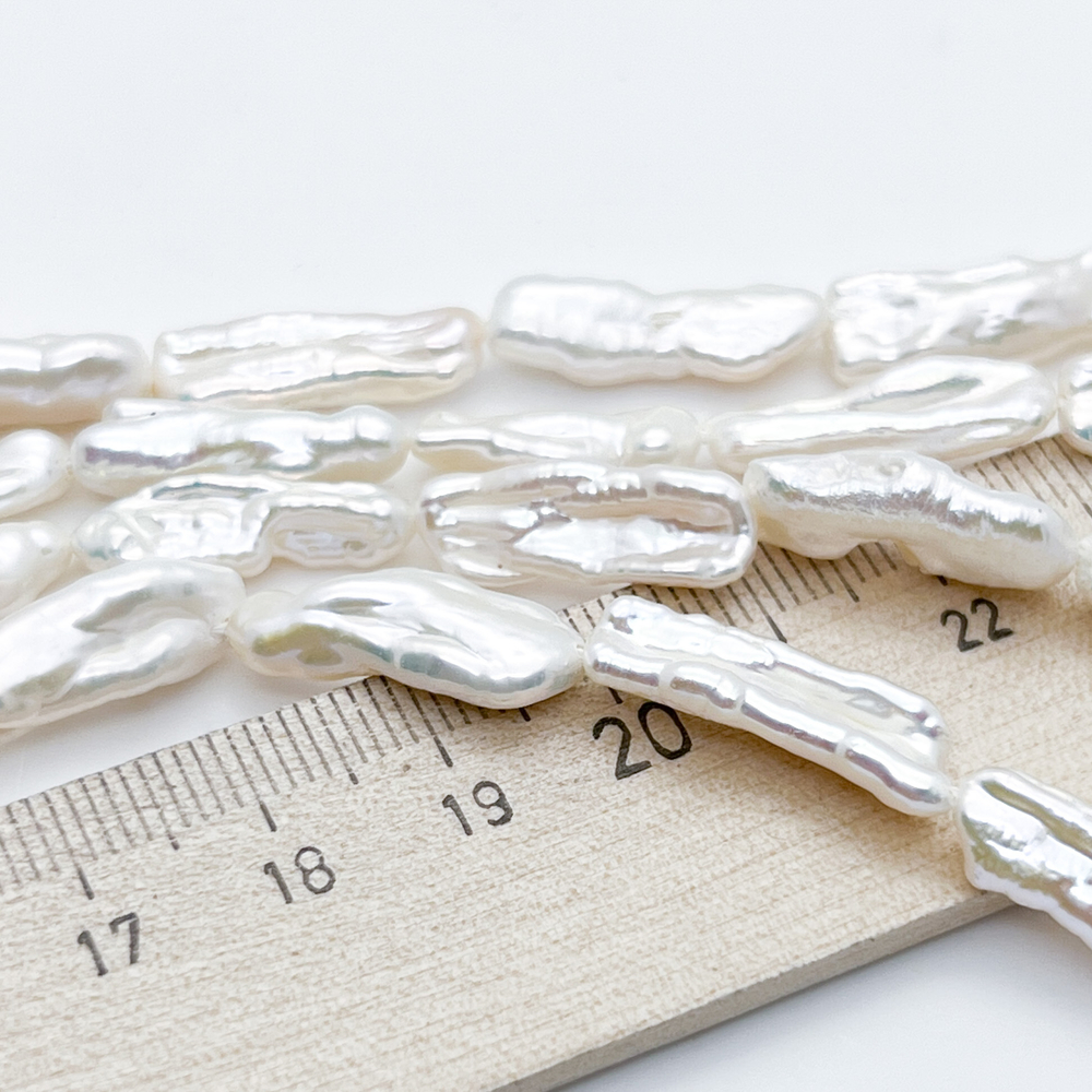 Жемчуг, размер около 18-19*6-7 мм, цена за набор 4 шт