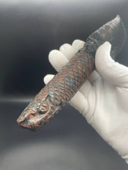 Обсидиановый клинок с рукоятью из обсидиана коллекционный с гравировкой змеи 25 см