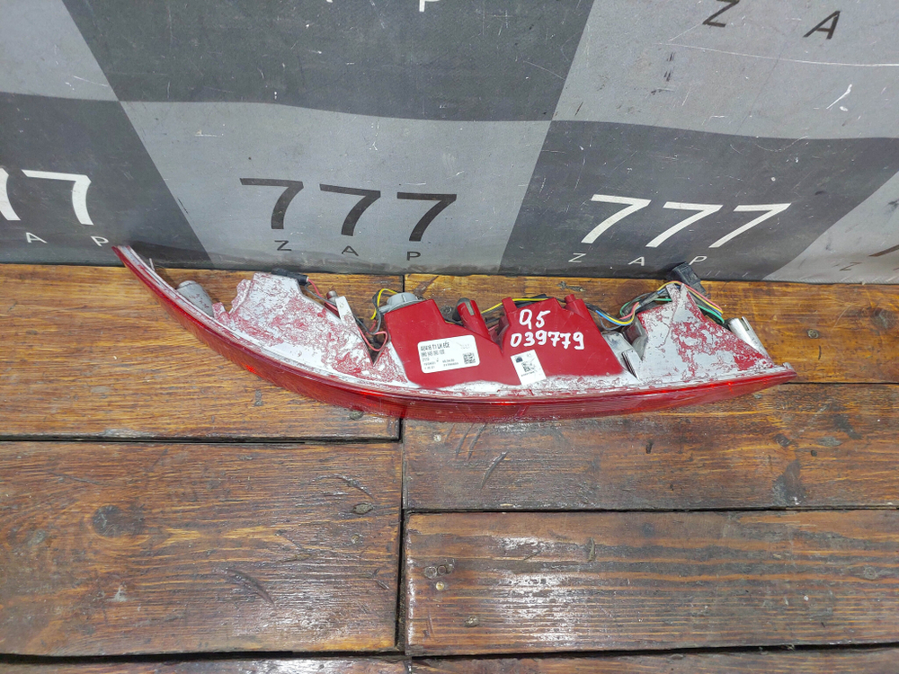 ПТФ задний левый Audi Q5 (8R) 08-17 Б/У Оригинал 8R0945095