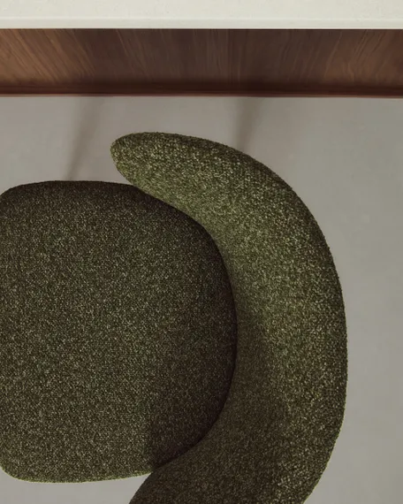 Полубарный стул Ciselia из темно-зеленого шенилла с ножками из ясеня в отделке орех