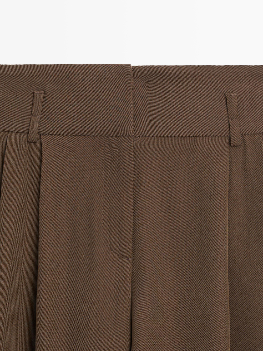 Massimo Dutti Длинные бермуды с подвернутыми штанинами, зеленый