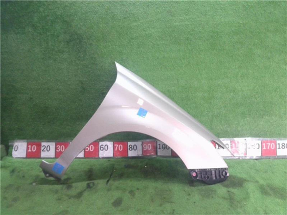 крыло переднее правое Toyota Corolla Axio/ Fielder NZE161