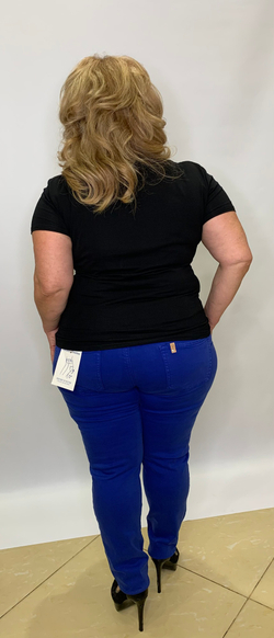 Джинсы яркого цвета