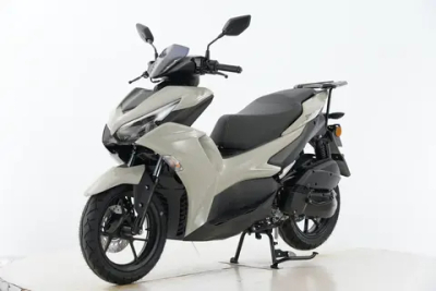 Скутер Gladiator TVX