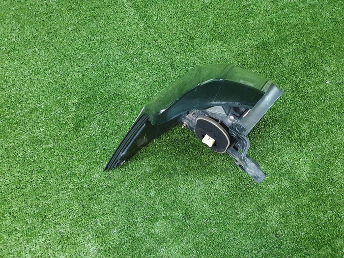 Фонарь правый внешний Lexus LX 3 (15-23) Black