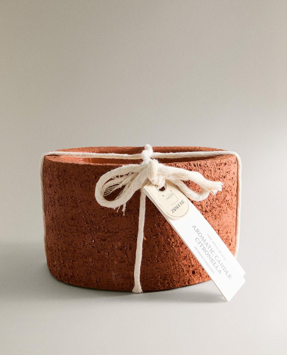 Zara Home - Ароматическая свеча цитронеллы на открытом воздухе, 800 г