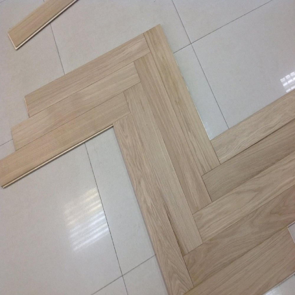 Паркет елка Английская Дуб натур