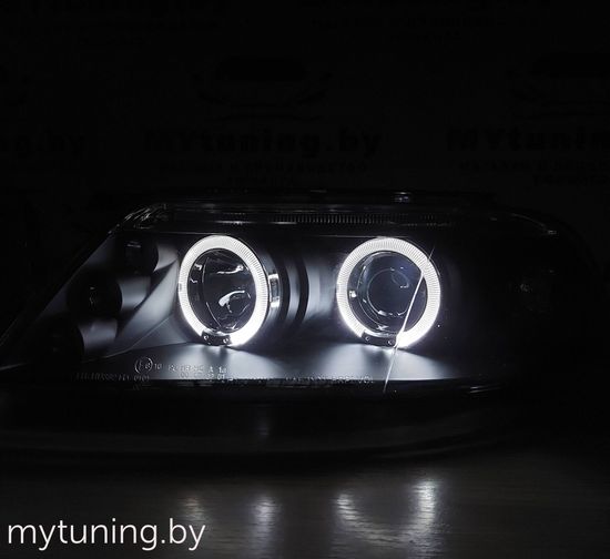 Передние фары angel eyes black для VW Passat B5 GP