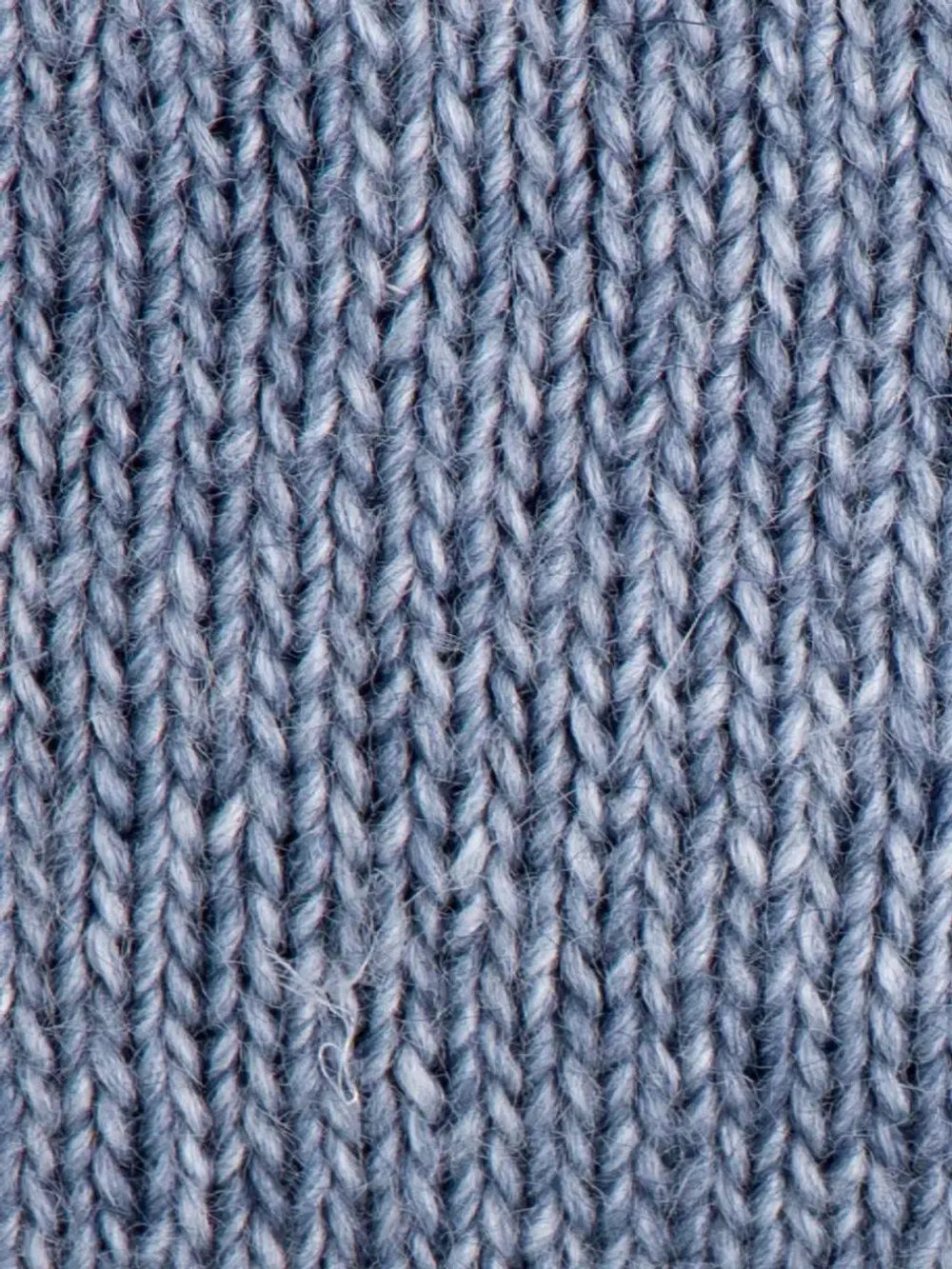 Шапка детская осенняя с завязками и помпонами