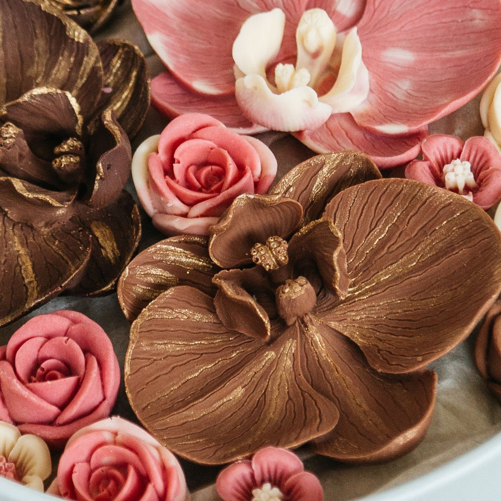 Шоколадный букет "Вкус Любви" в коробке подарок на 8 марта, на День Рождения.