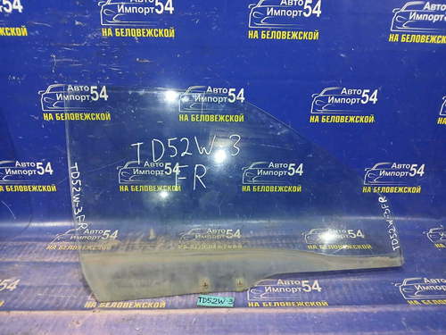 Стекло двери передней правой SUZUKI ESCUDO 2000