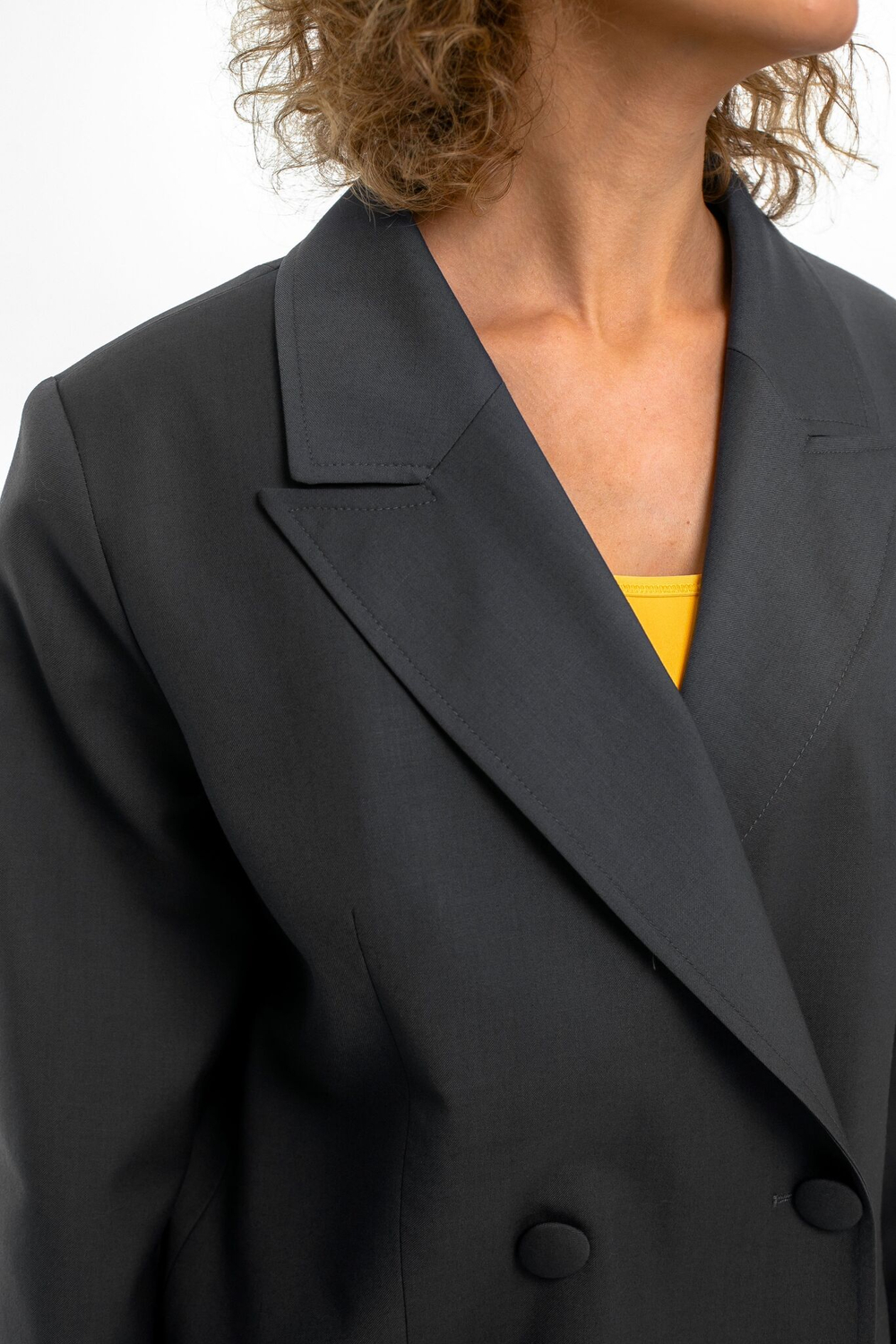 Жакет двубортный