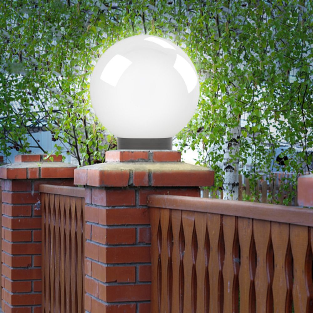 Садово-парковый светильник ЭРА НТУ 02-100-301 шар опаловый призма на опору / кронштейн IP44 Е27 max100Вт d300mm