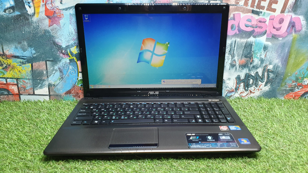 Ноутбук ASUS i5/4 Gb