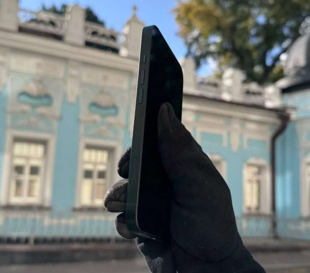 iPhone 13, 128 ГБ б/у