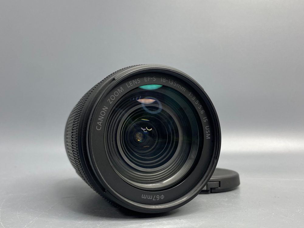 Canon EF-S 18-135mm 3.5-5.6 IS Nano USM