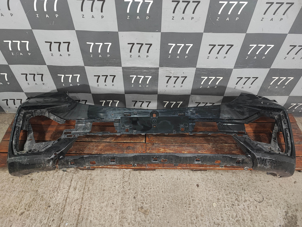 Бампер передний Geely Monjaro 21-нв Б/У Оригинал 6010173200