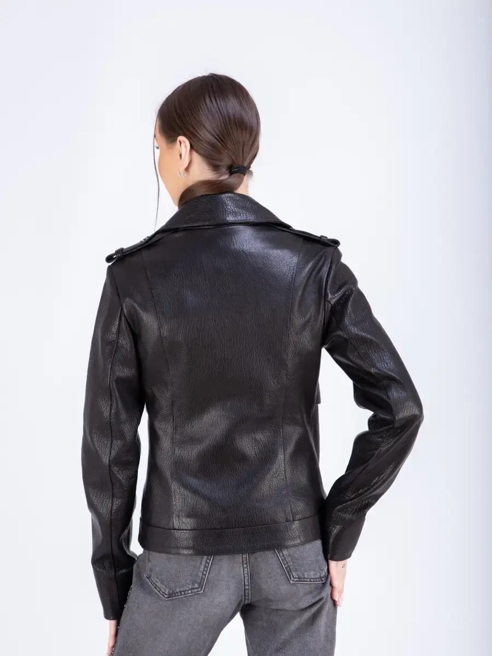 Куртка женская из натуральной кожи