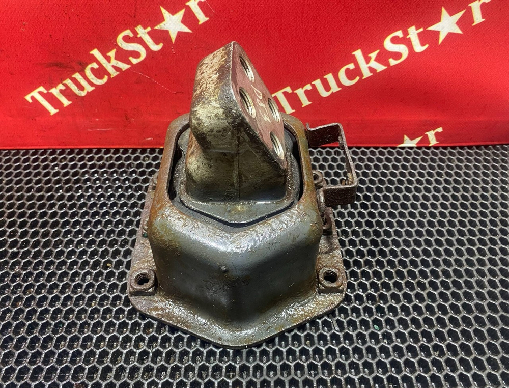 Подушка двигателя задняя