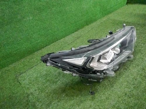 Битая Фара правая Toyota RAV4 5 XA50 (2018-н.в.) LED