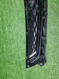 Решетка радиатора Geely Tugella (2022-н.в.)