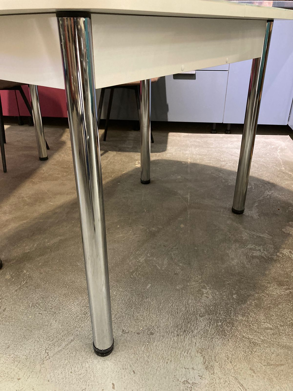 Стол стеклянный с фотопечатью (подстолье прямое раздвижное белое )