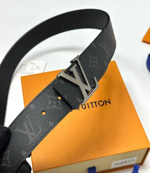 Двухсторонний мужской ремень Louis Vuitton Initiales чёрный