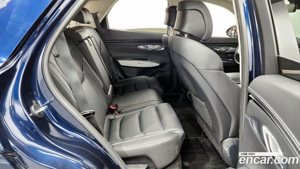 Genesis GV70 2.5T Бензин AWD (03.2022)