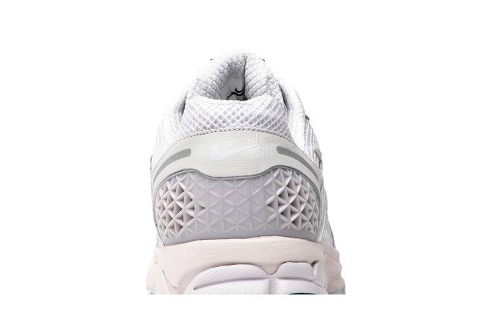 Кроссовки Nike Air Zoom Vomero 5 Vast Grey
