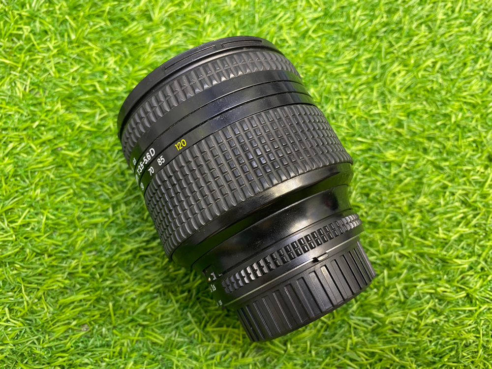 Nikon 24-120mm 3.5-5.6D IF Zoom-Nikkor