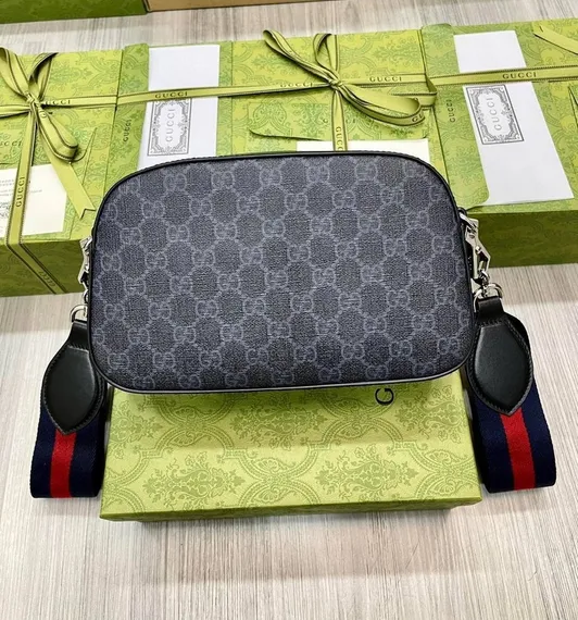 Сумка через плечо Gucci GG