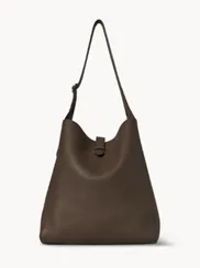 Кожаная сумка THE ROW Blake Hobo коричневая