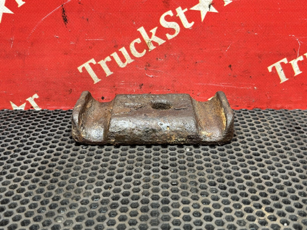 Проставка стремянки рессоры