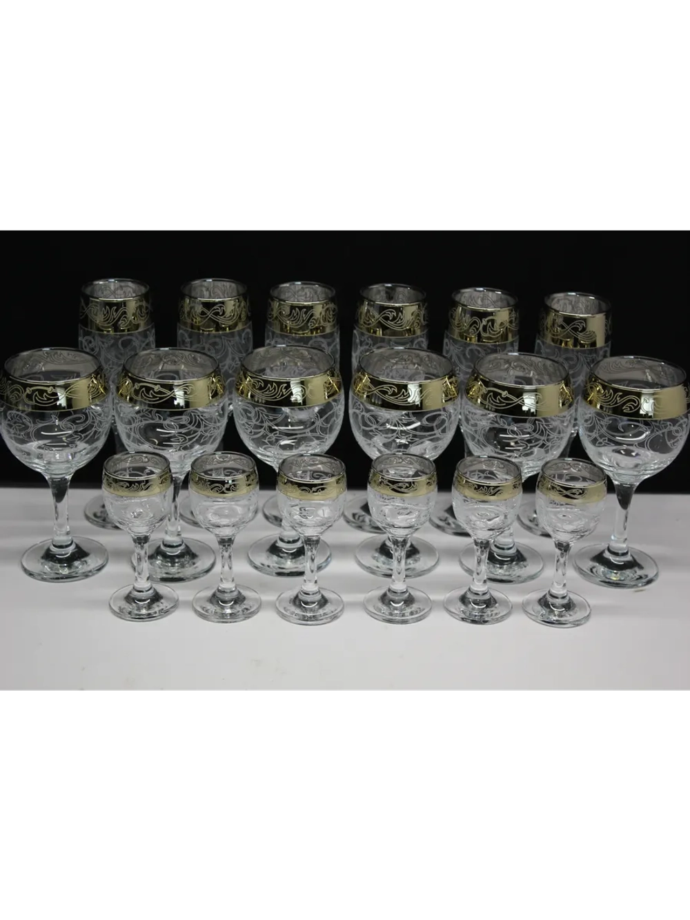 Подарочный набор ( 18предметов) Абстракция