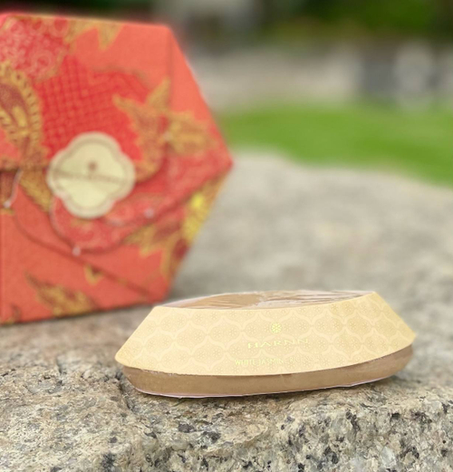 Мыло для лица на основе масла рисовых отрубей Белый Рис Жасмин Soap White Jasmine Rice Harnn