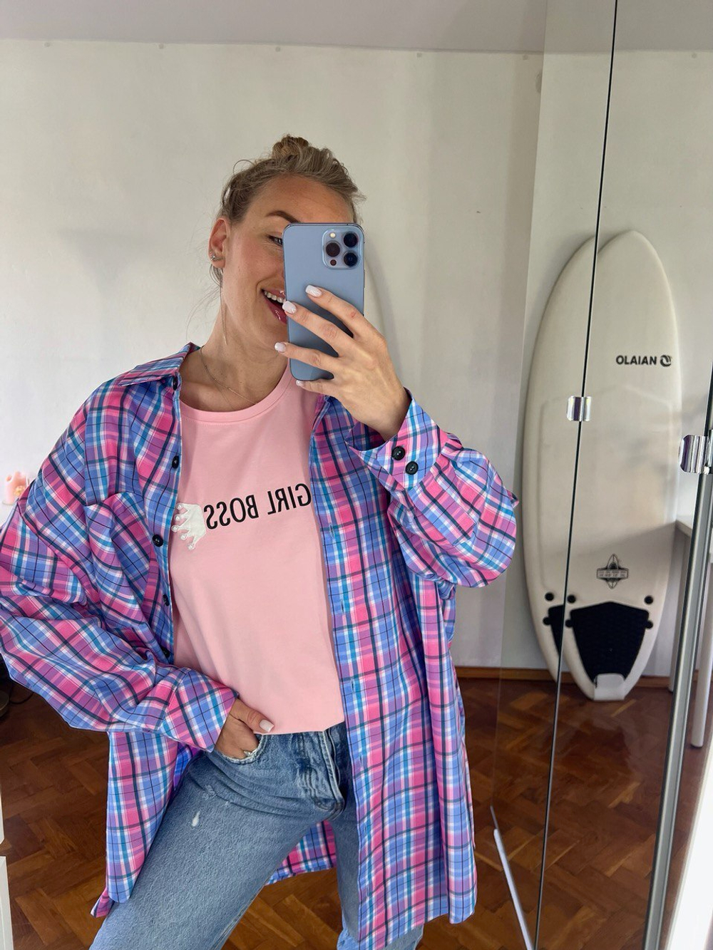 Футболка с надписью GIRL BOSS (цвет - розовый)