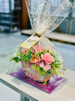 "Маджестик" букет в корзинке