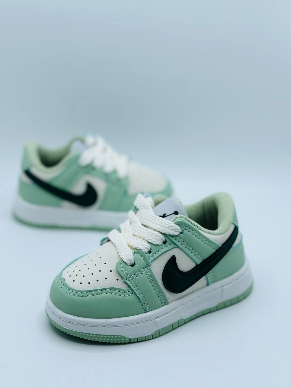 Детские кроссовки Nike Kids