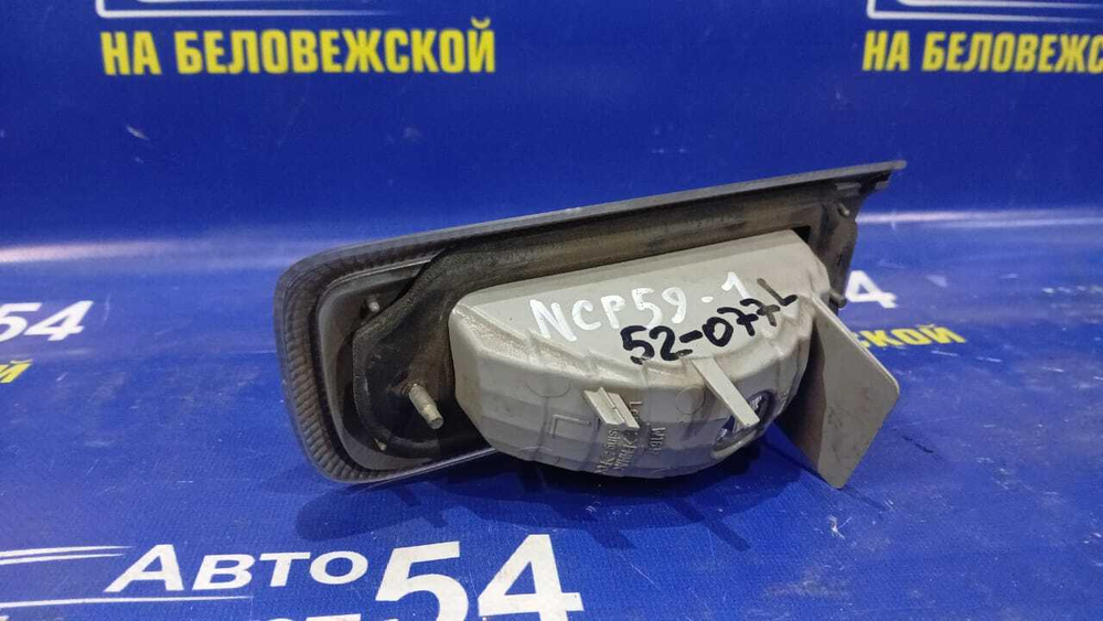 Вставка багажника левая TOYOTA SUCCEED 2003