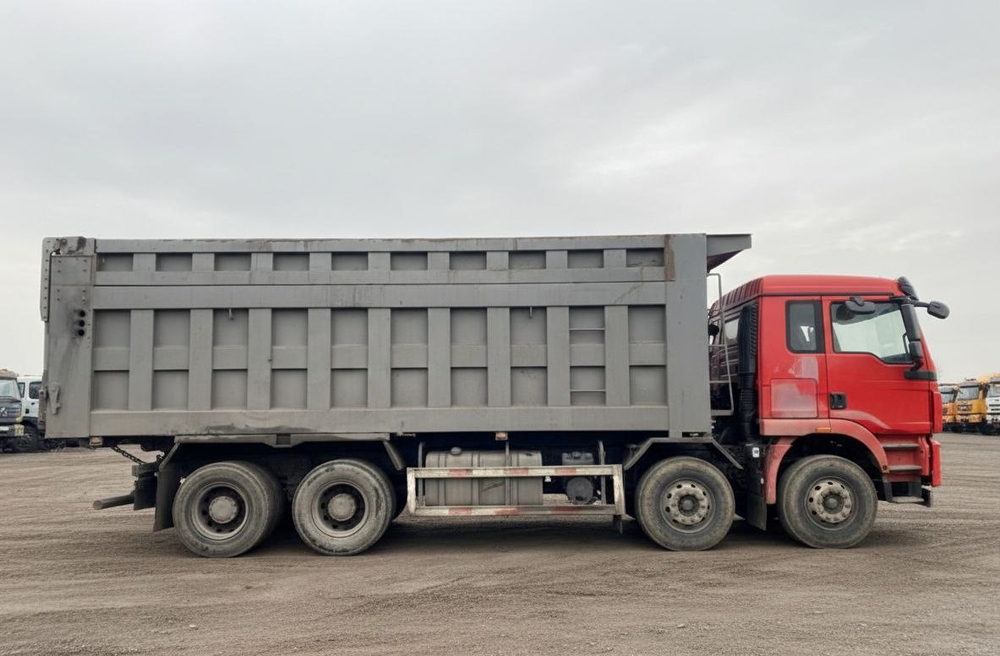 Shacman (Shaanxi) SX* 8x4 Самосвал SX331863366 (Дизельный, 12,5 л, 544 л.с., МТ)