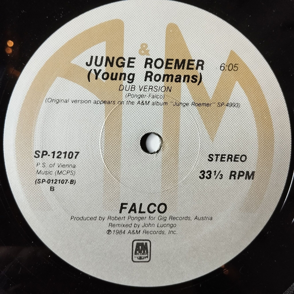 Винтажная виниловая пластинка LP Falco Junge Roemer (Specially Remixed Version) Maxi Single (USA 1984)