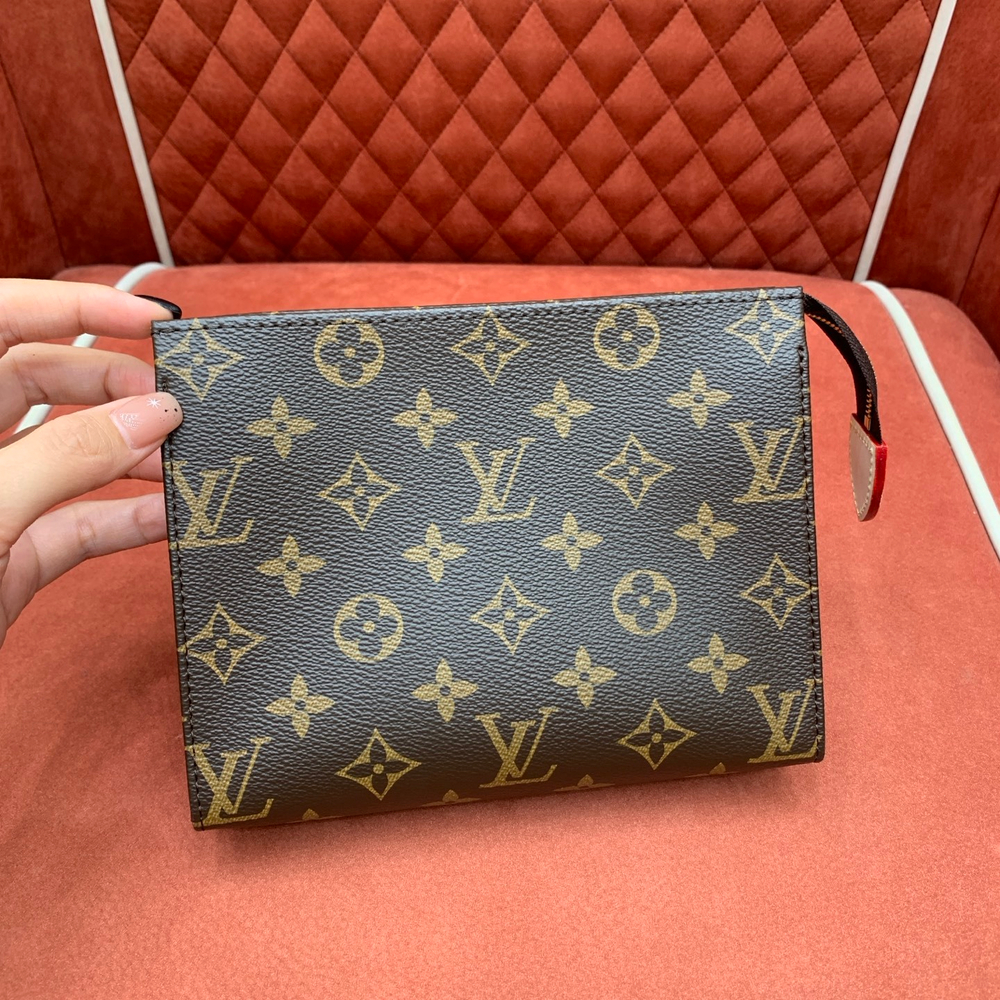 Louis Vuitton Trio Toilet Pouch