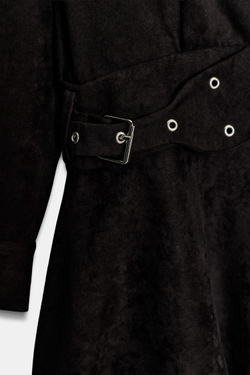 ZARA МИНИ-ПЛАТЬЕ ИЗ ИСКУССТВЕННОЙ ЗАМШИ С РЕМНЕМ, КОРИЧНЕВЫЙ