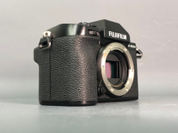 FujiFilm X-S10 27.000+18-55mm 2.8-4 R LM OIS