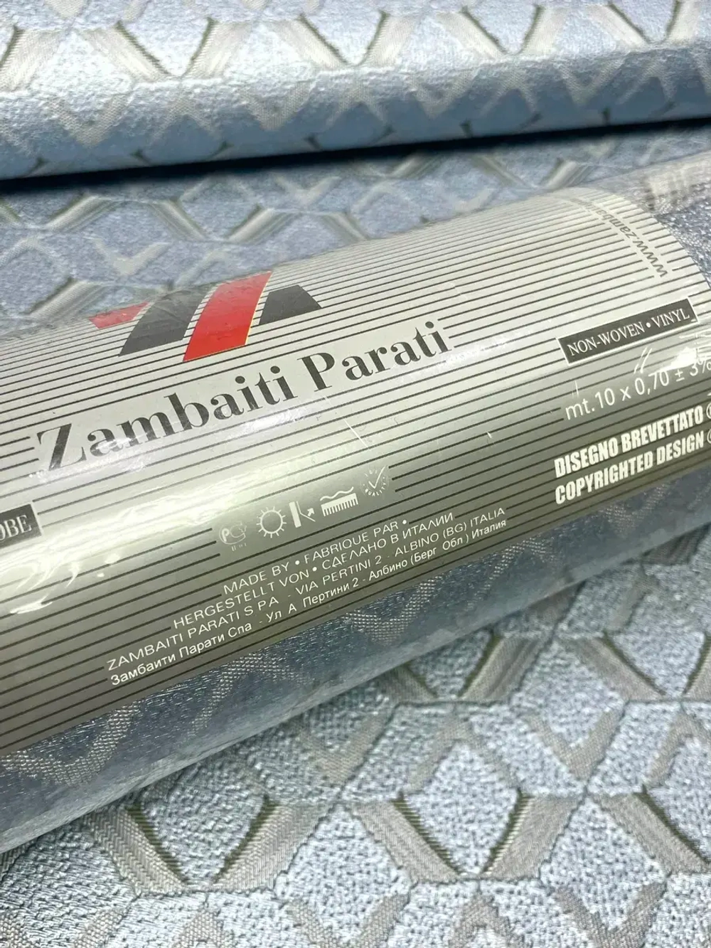 Обои флизелиновые 76046 Vision Италия