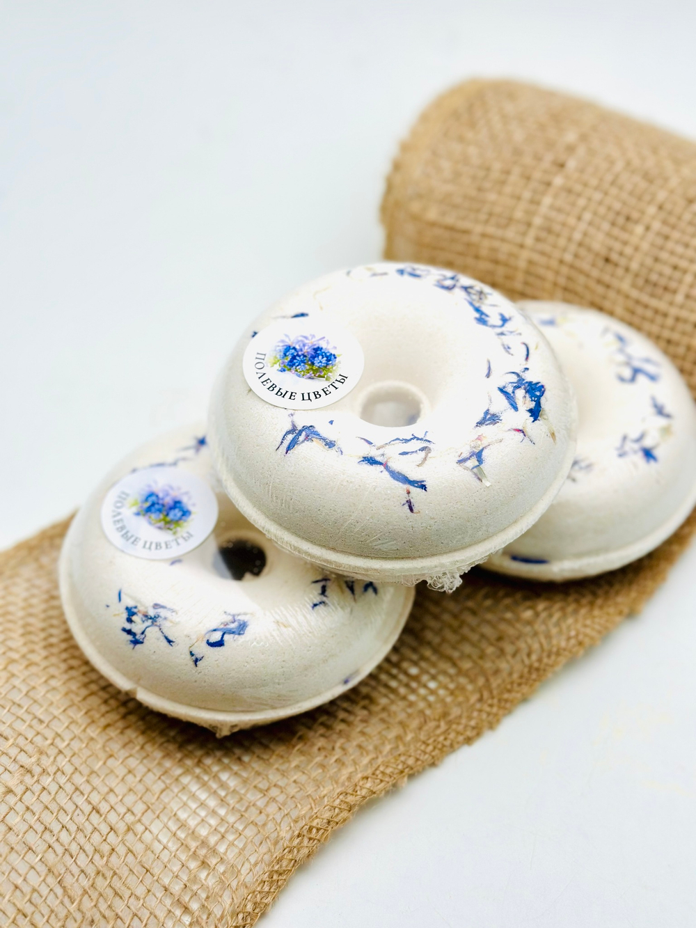 Бомба-пончик (XXL) «Полевые цветы"